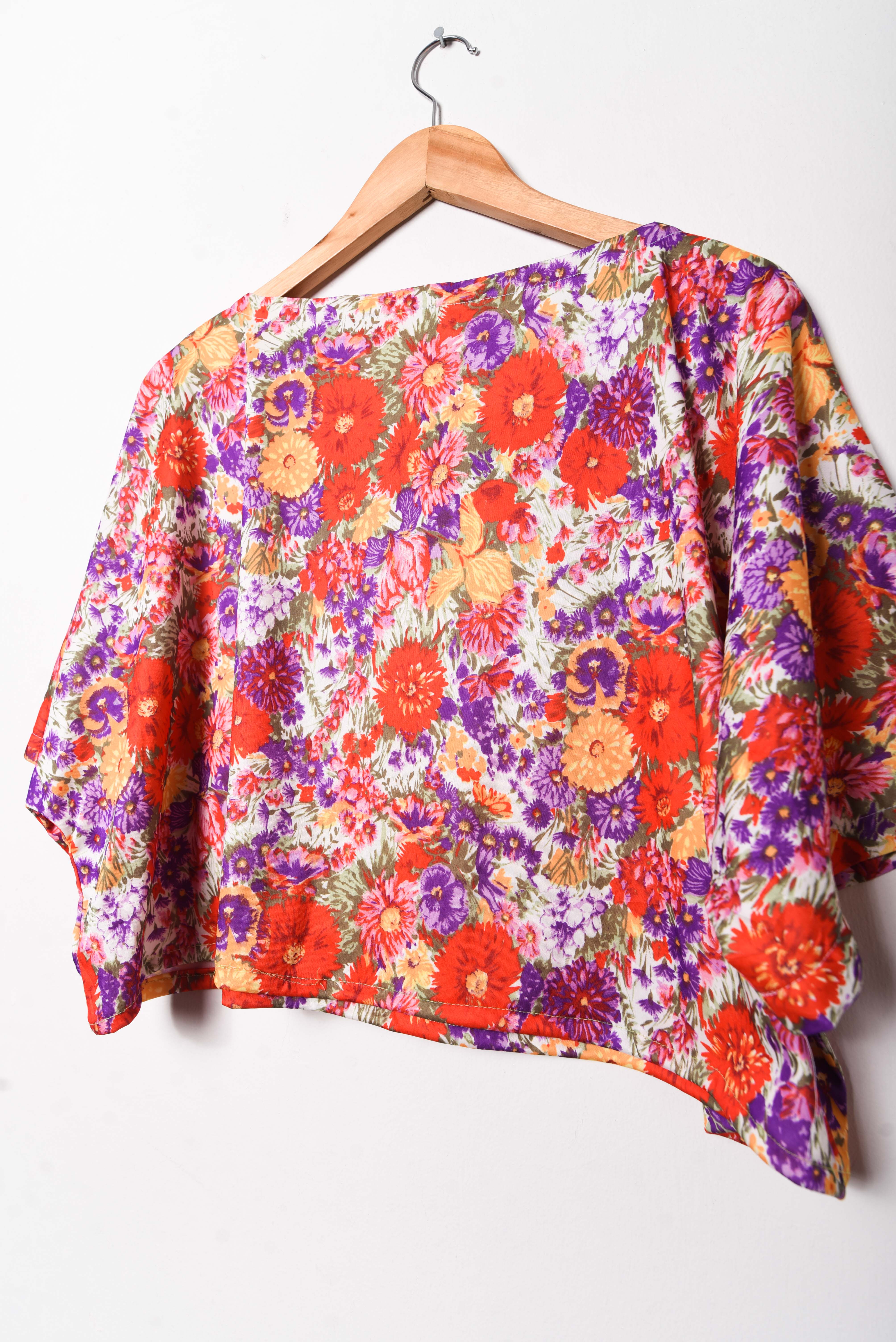 Blusa crop floral 80s