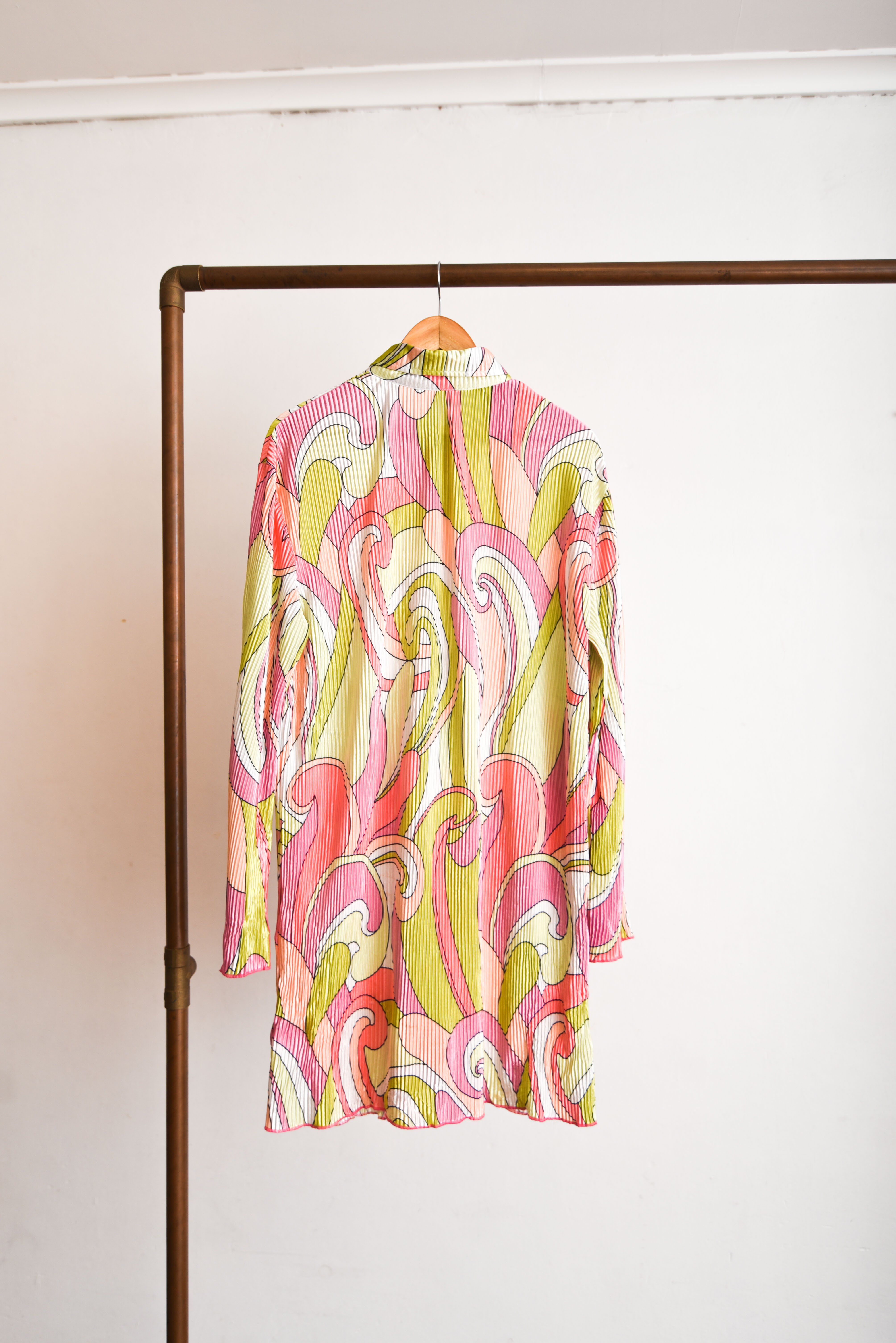 Vestido plisado pastel retro print