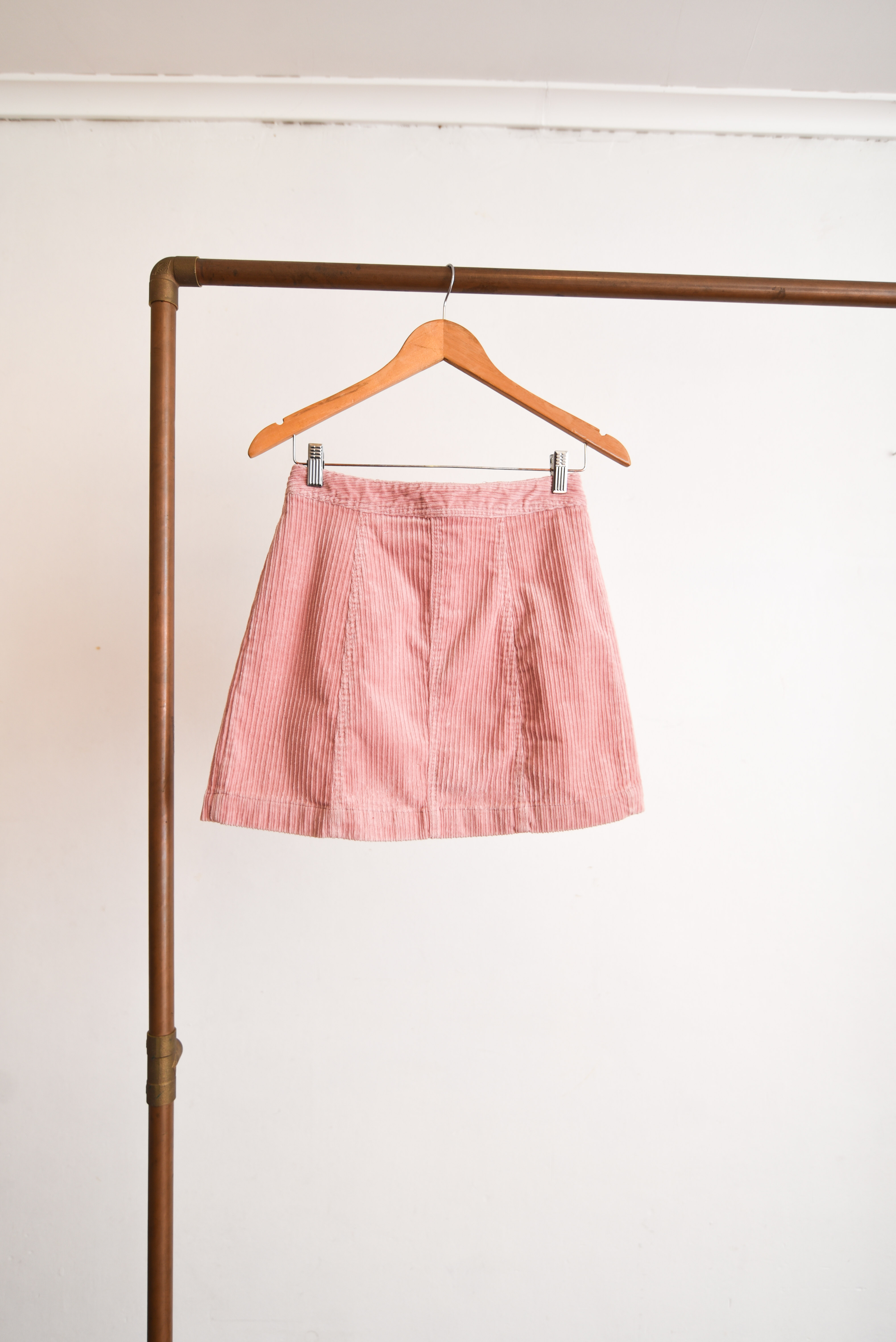 Mini falda cotelé rosa pastel