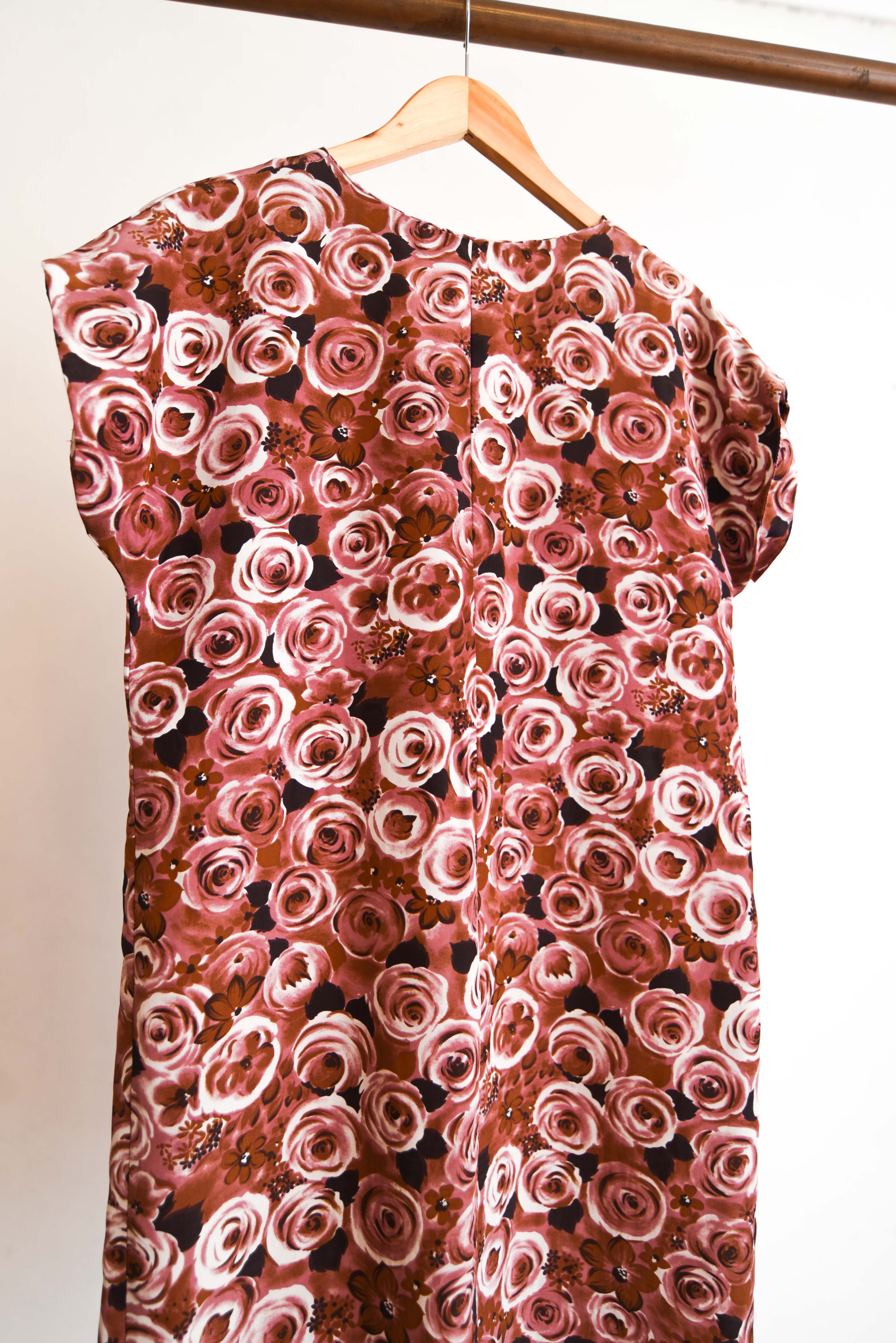 Vestido handmade rosas vntg