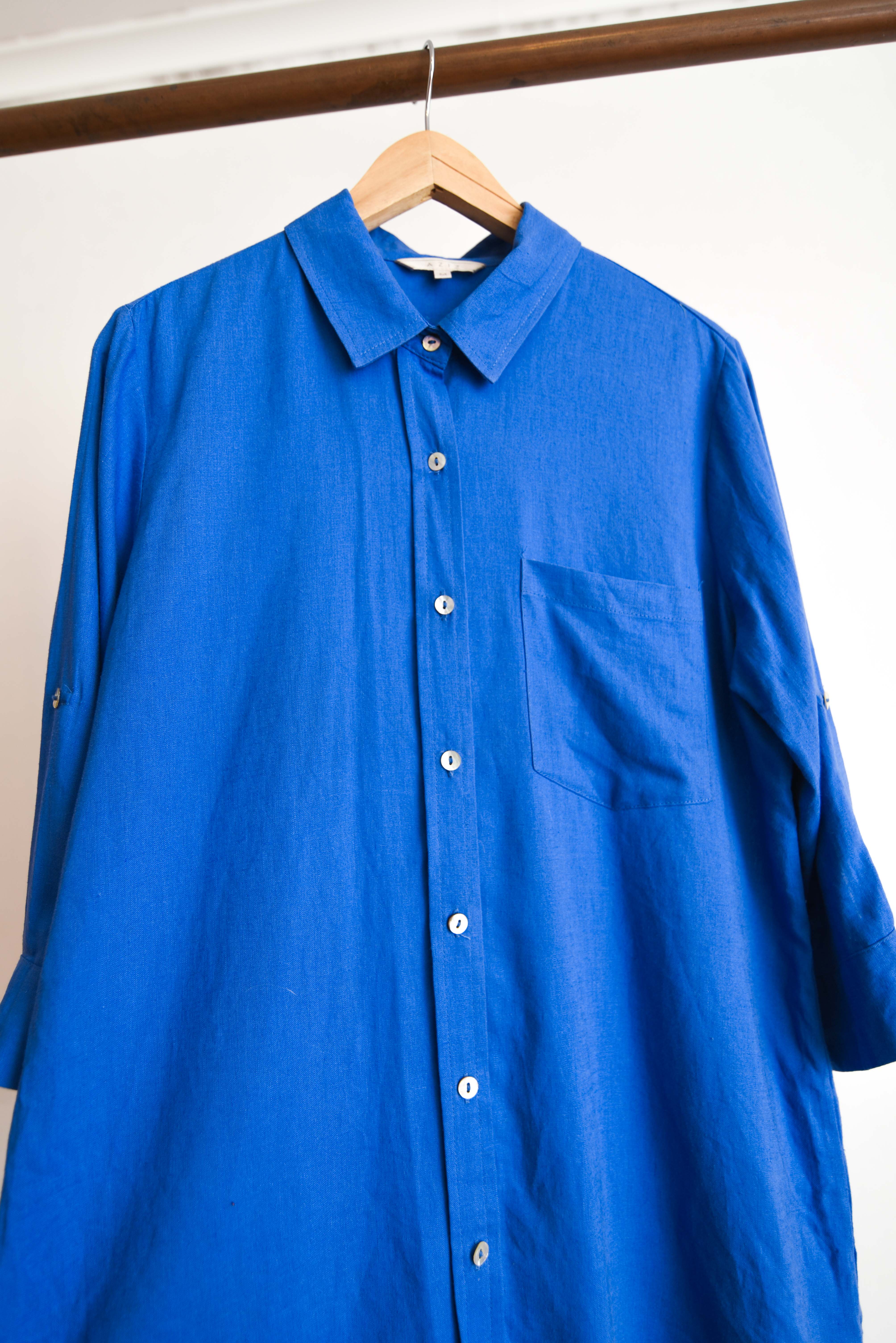 Camisa azulina viscosa lino