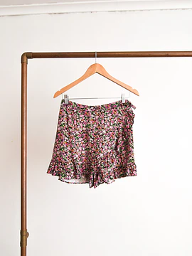 Short floral lazito