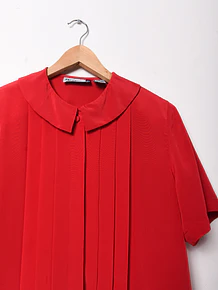 Blusa roja cuello chelsea 90s