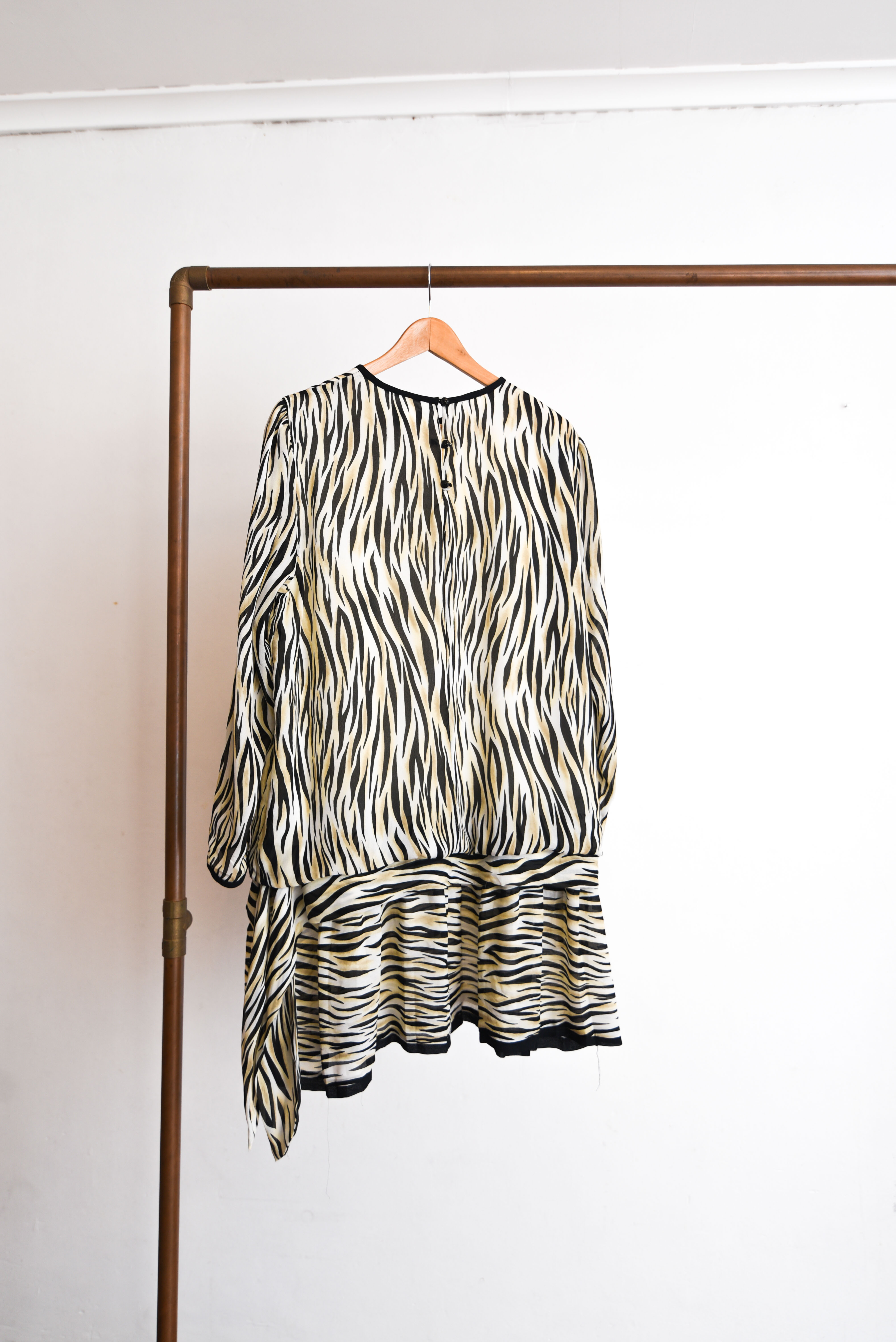 Vestido zebra print 80s