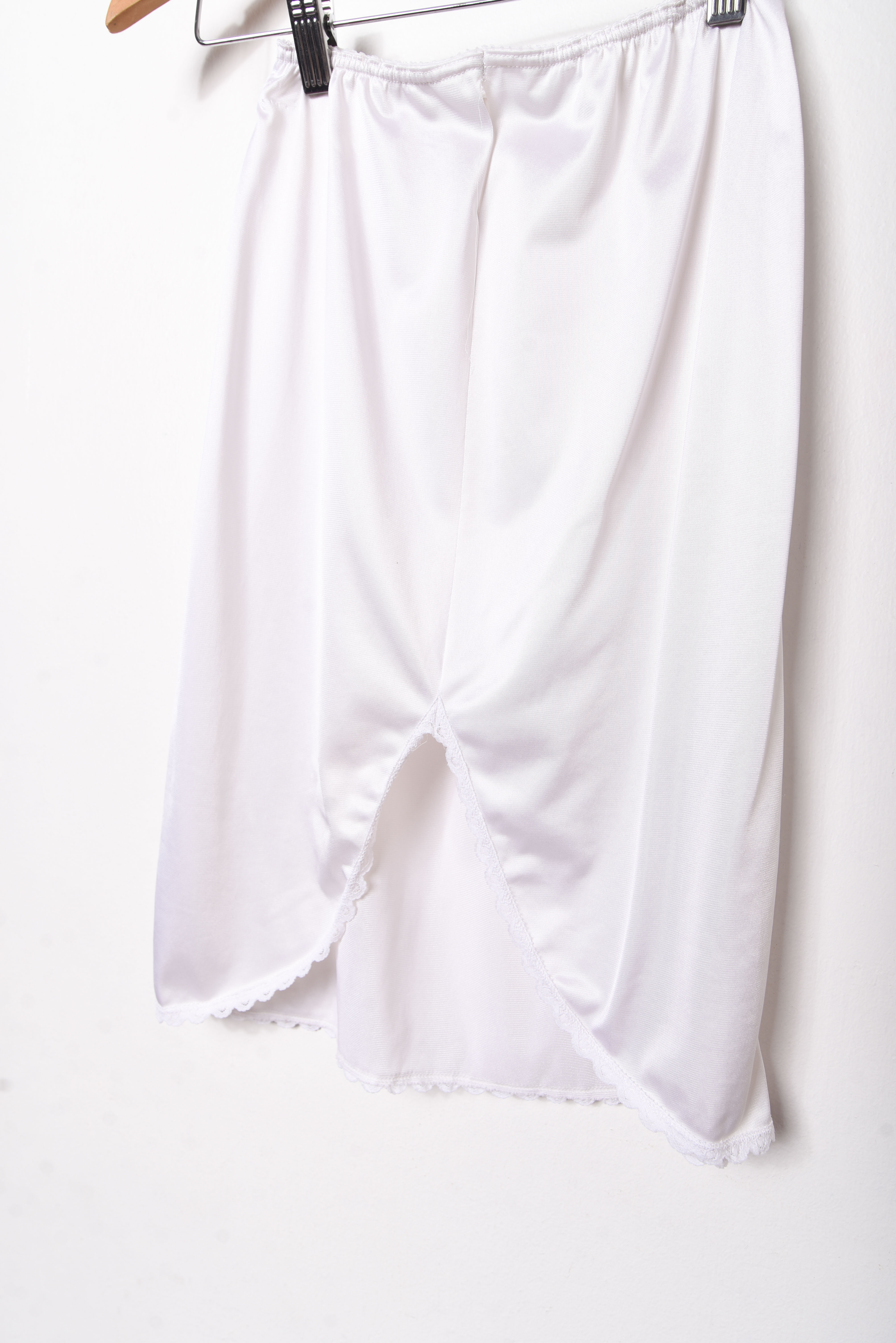Falda blanca lencera vintage 