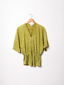 Blusa green plisada