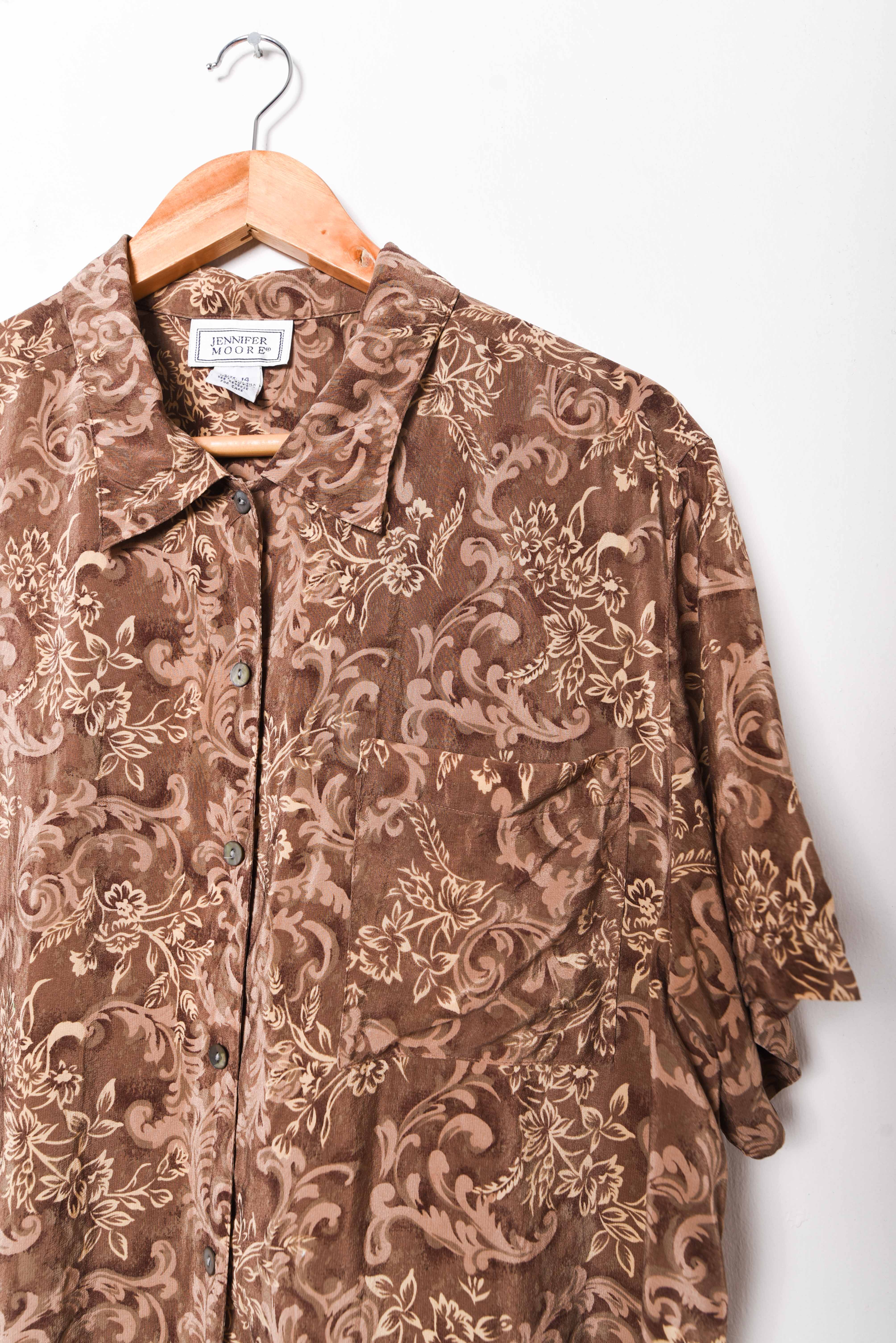 Camisa floral café silk 90s