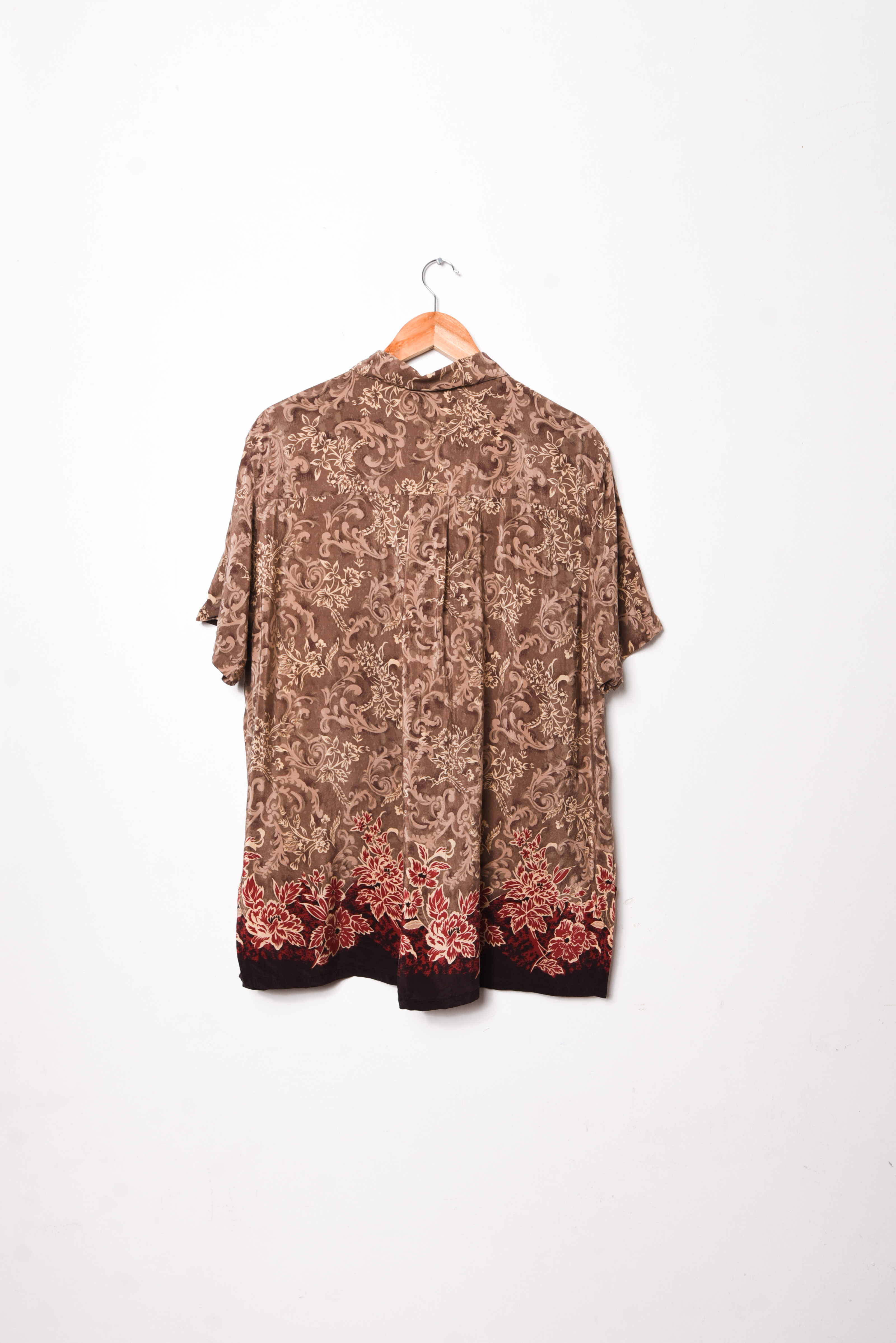Camisa floral café silk 90s
