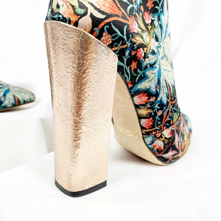 Botín Flowers Cavalli 3