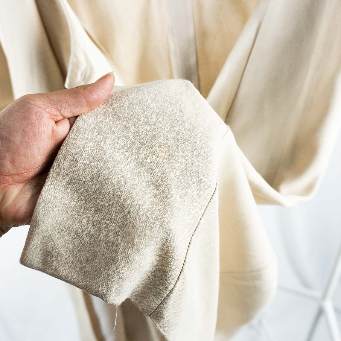 Vestido Hueso Chaquetilla Sexy 80s 7