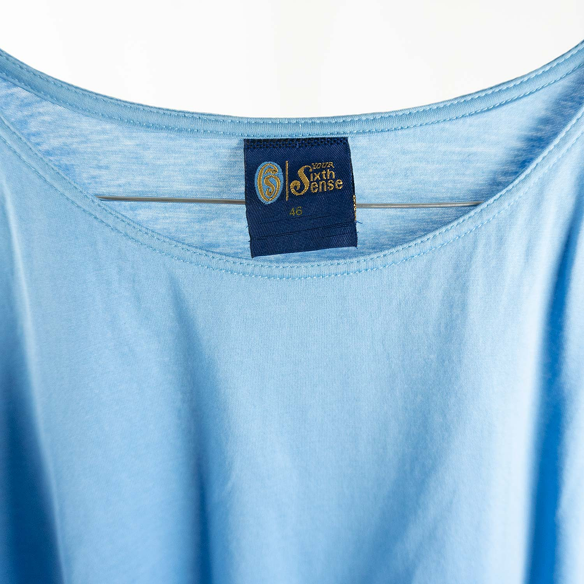 Polera Crop Celeste 80era 2