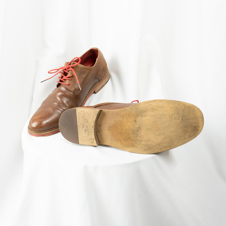Red Laces Oxford 7