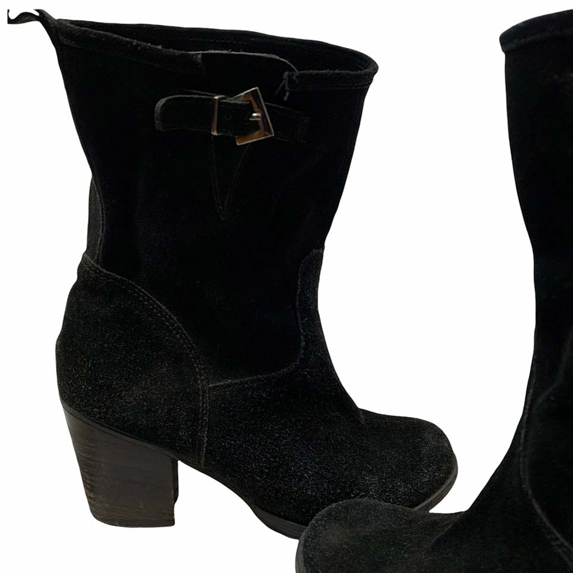 Suede Black Boots 4