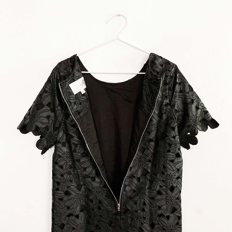 Vestido L.A black flowers 4