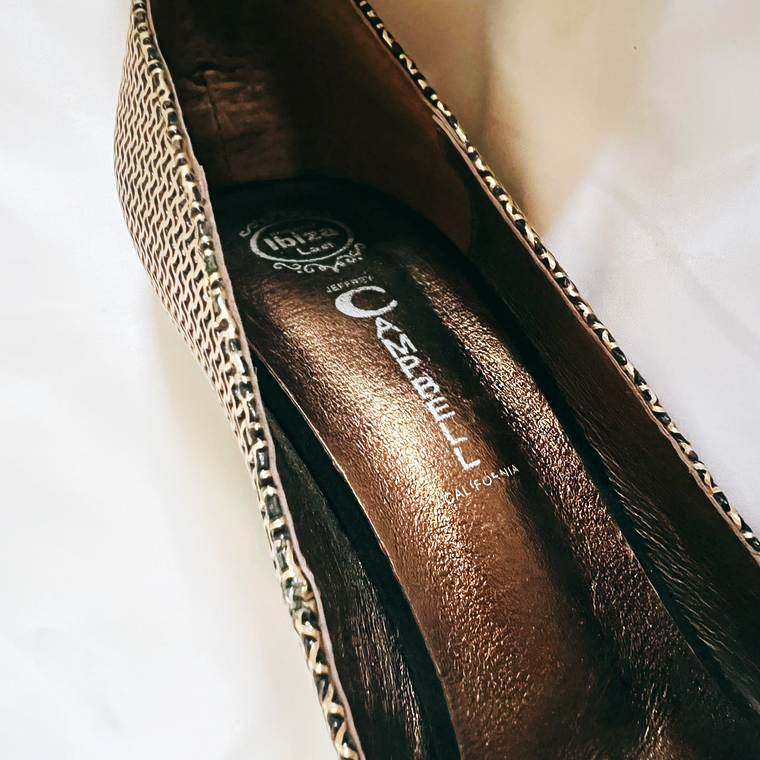 Golden Jeffrey Campell 2