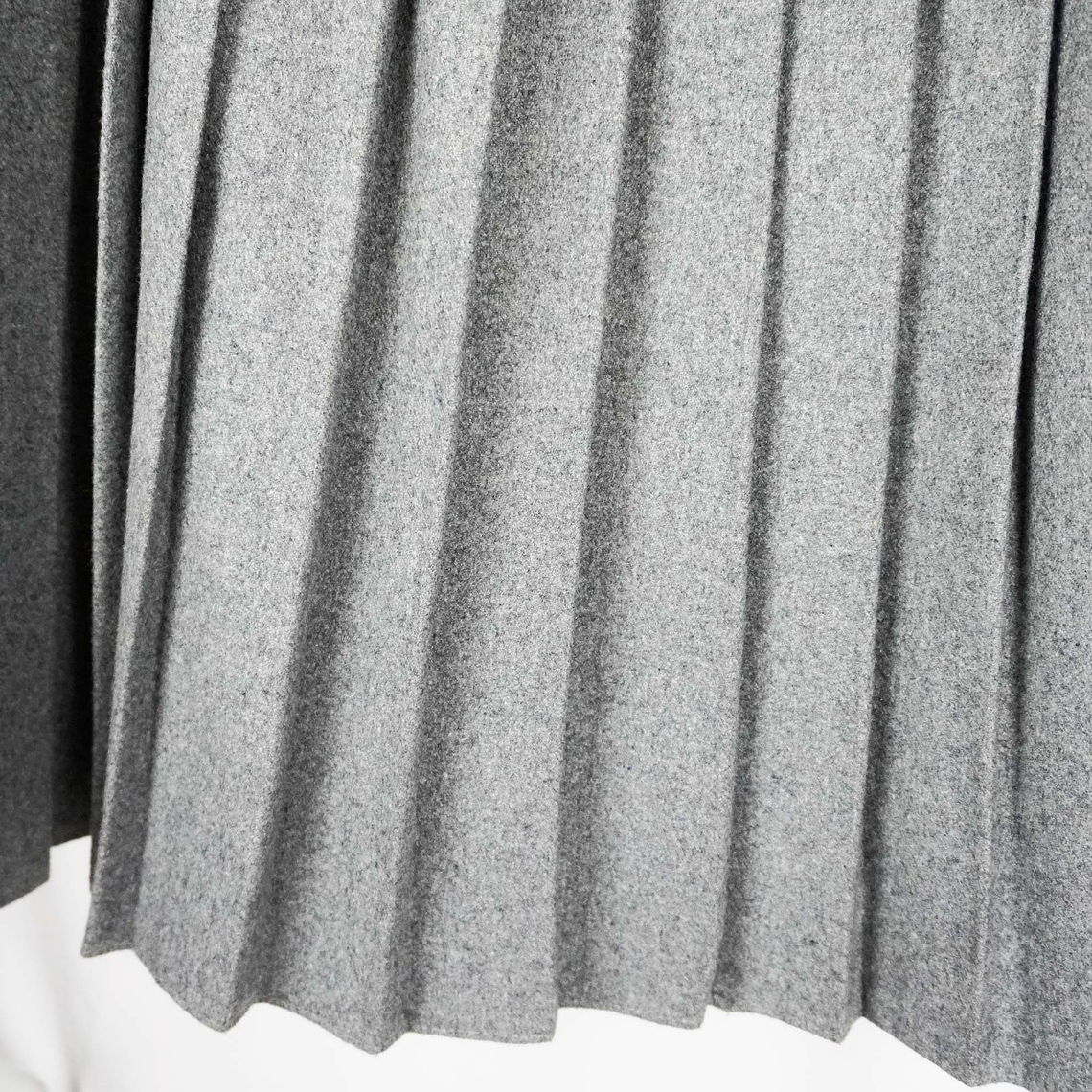 Grey wool skirt 3