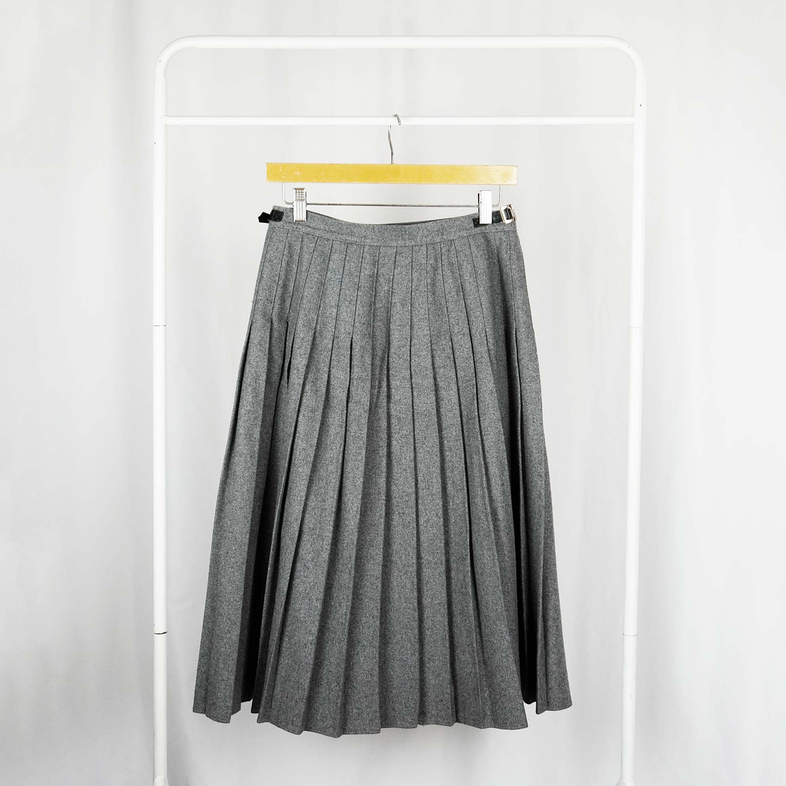 Grey wool skirt 1