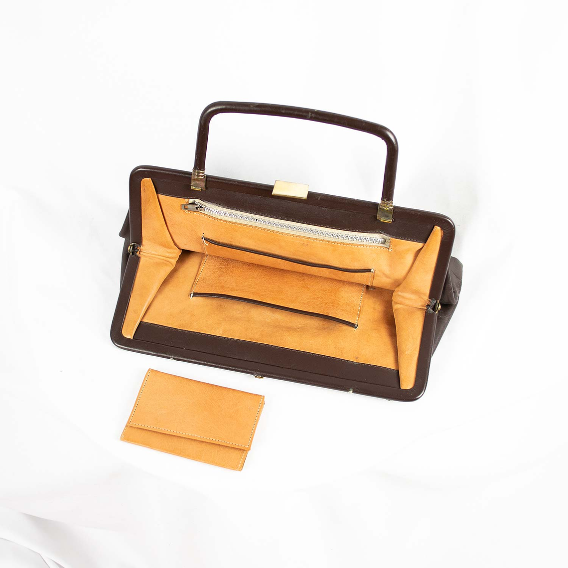 Clutch Marrón 60s 3