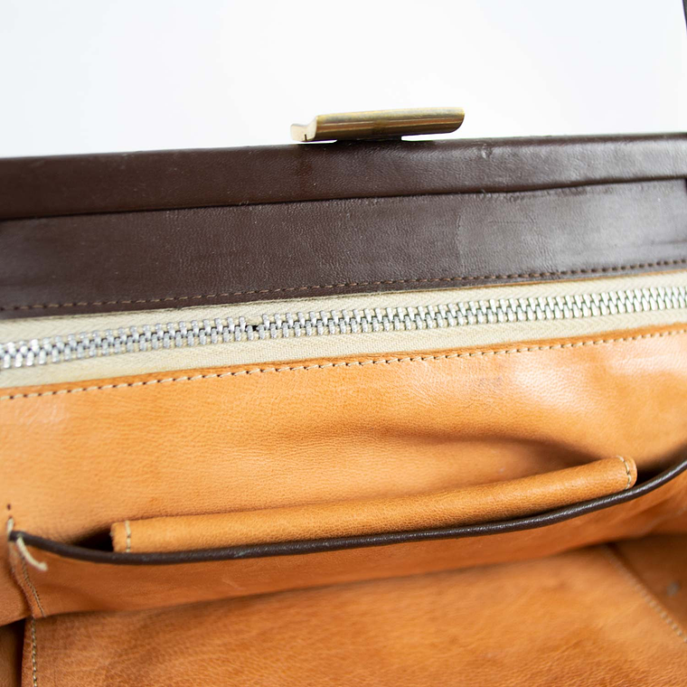 Clutch Marrón 60s 4