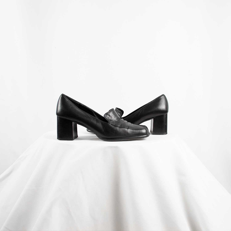 Mocasín Total Black 1