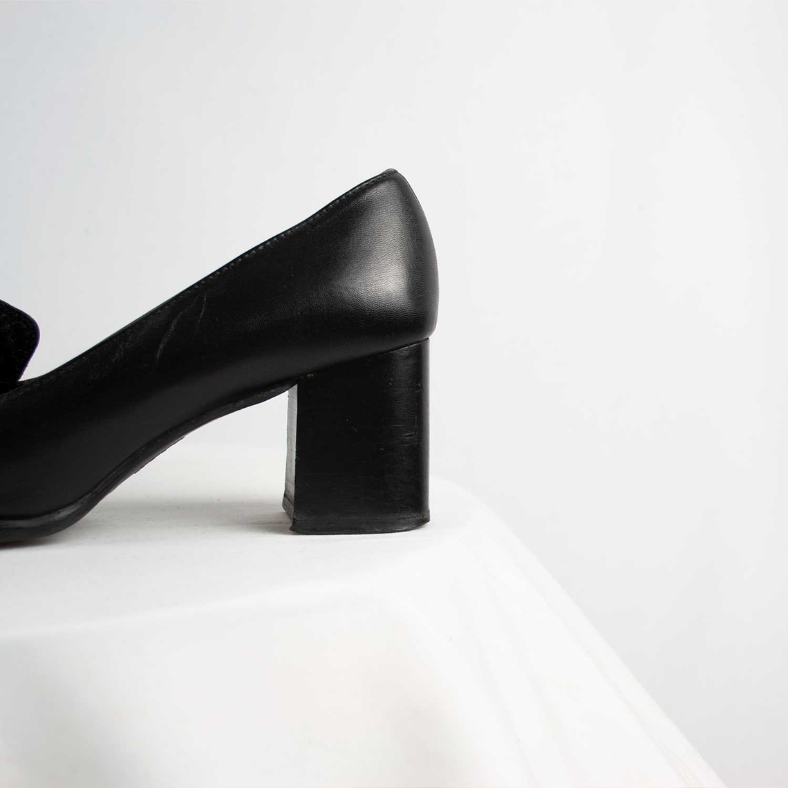 Mocasín Total Black 2