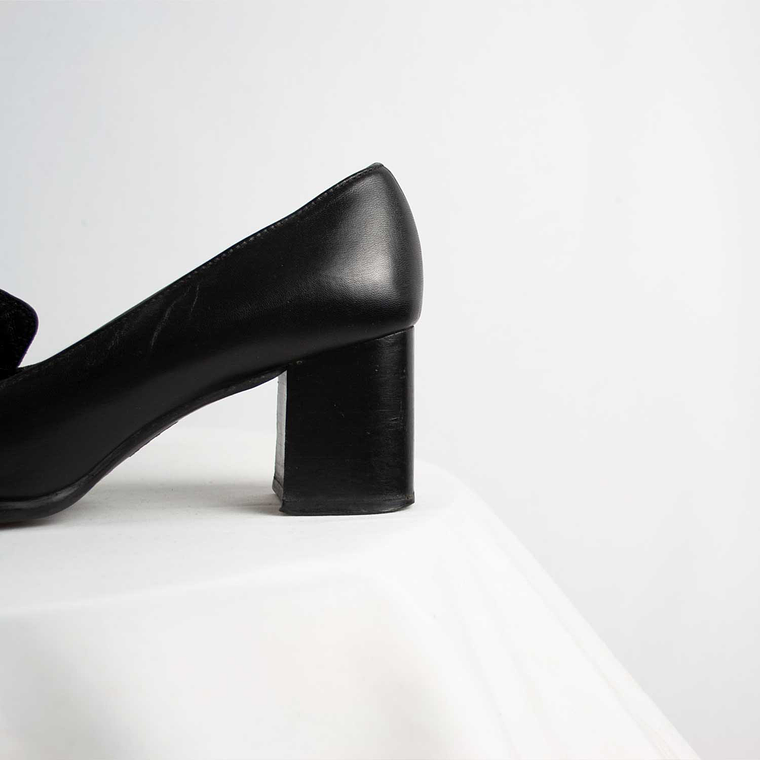 Mocasín Total Black 2