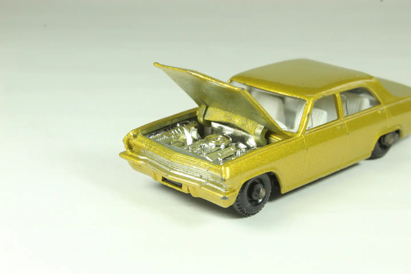 Matchbox Regular Wheels N° 23 Opel Diplomat England 3