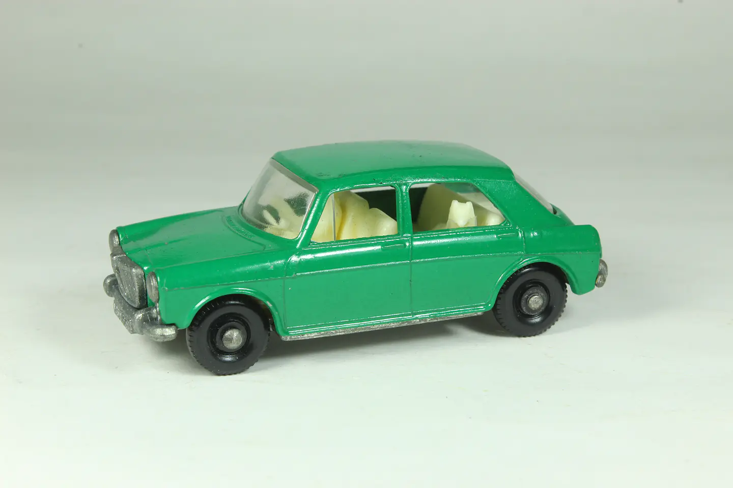 Matchbox Regular Wheels N° 64 MG100 England 1