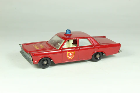 Matchbox Regular Wheels N° 59 Ford Galaxie Fire Chief England