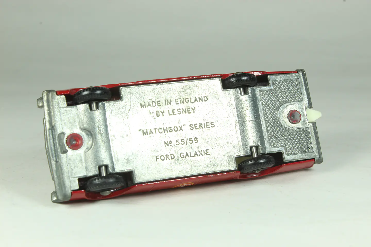 Matchbox Regular Wheels N° 59 Ford Galaxie Fire Chief England 3