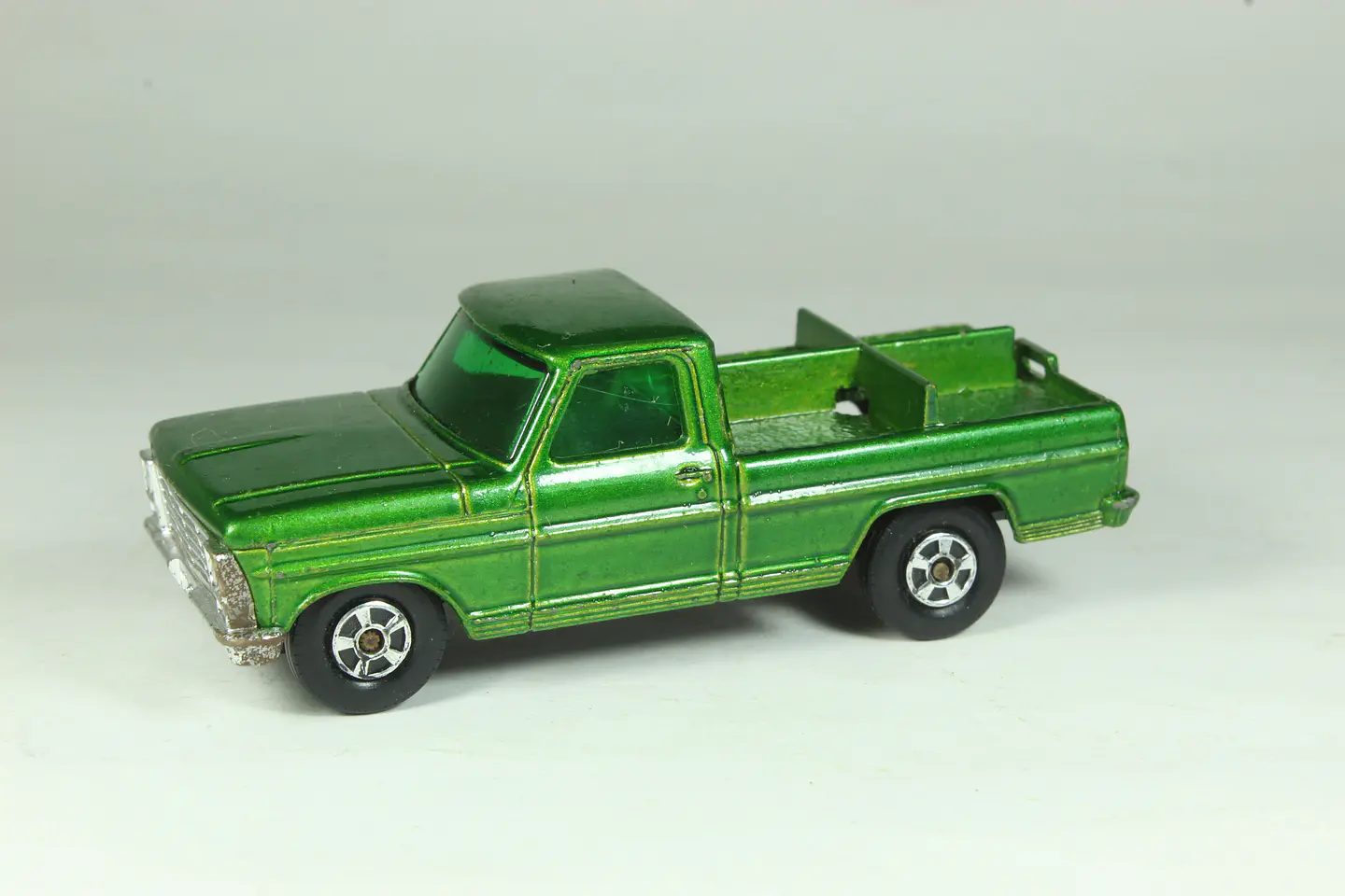 Matchbox Super Fast N° 50 Ford Kennel Truck England 1