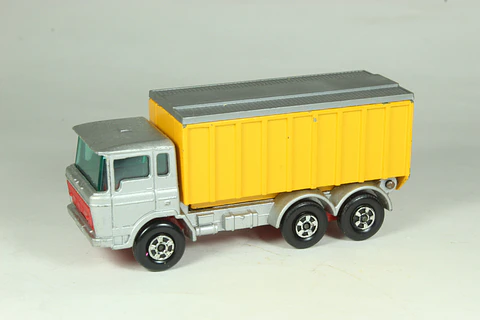 Matchbox Super Fast N° 47 DAF Tipper Container Truck England