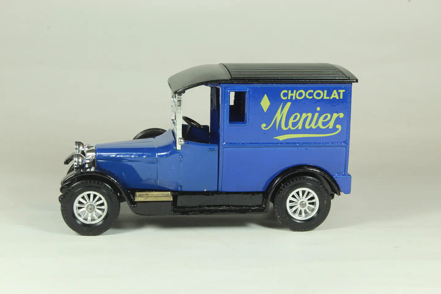 Matchbox Yesteryear N° Y-5 1927 Talbot Van England 6