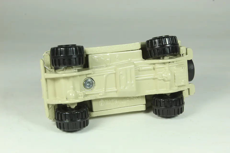Hot Wheels Jeep CJ-7 Malaysia 6