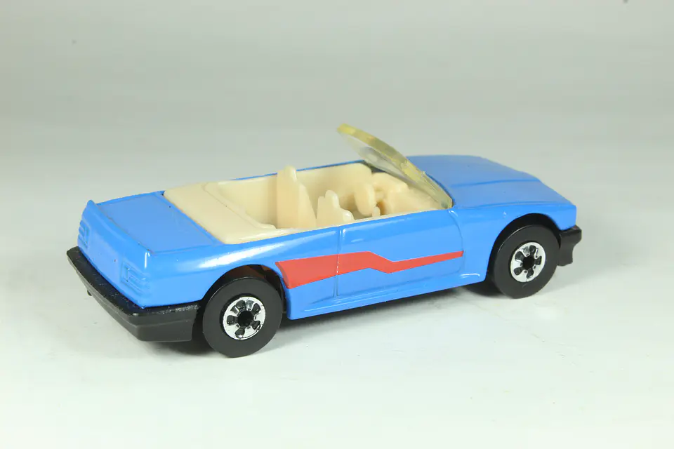 Hot Wheels BMW 323 China 2