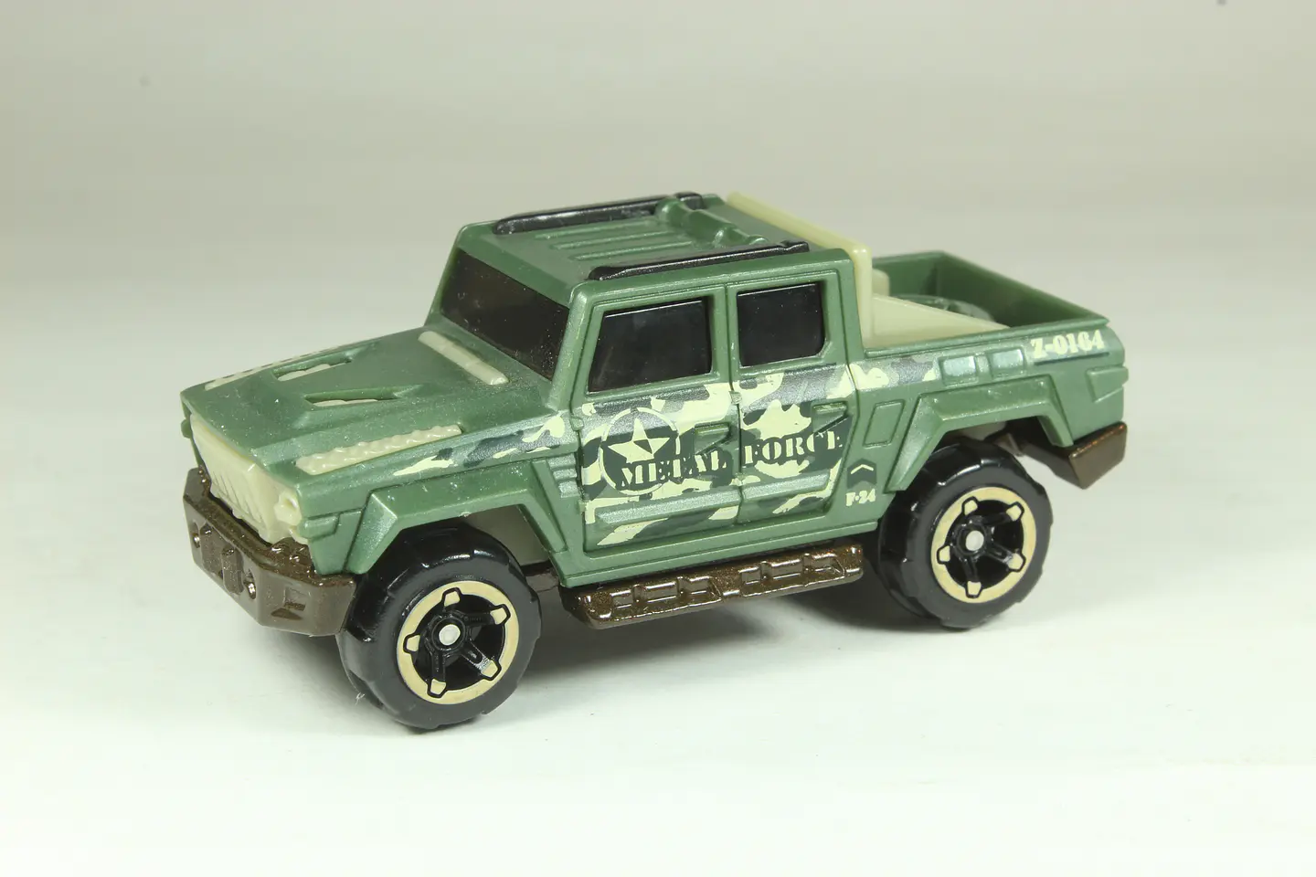 Zuru Military Truck China 1