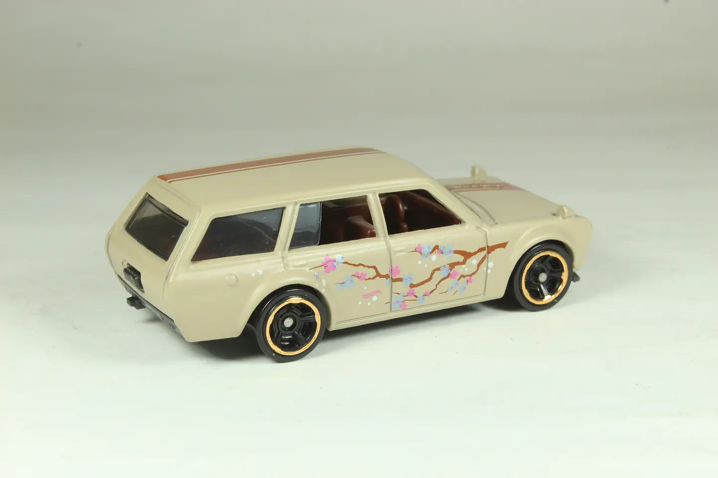 Hot Wheels Datsun 510 Wagon Indonesia 2
