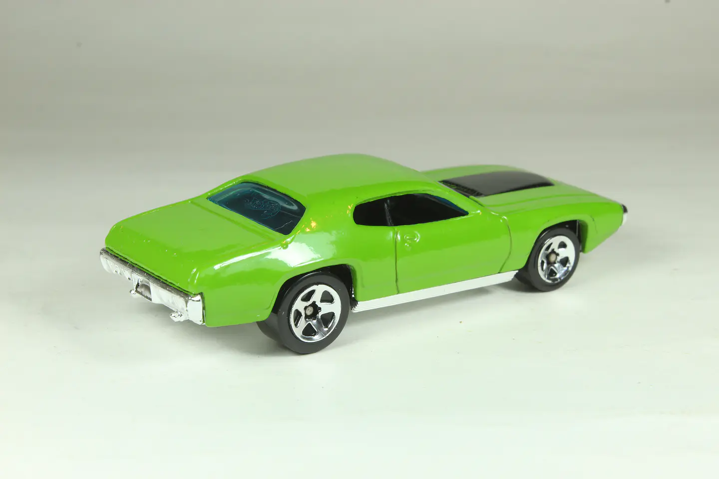 Hot Wheels 1971 Plymouth GTX Malaysia 2