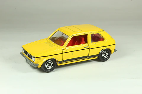 Tomica No. F5 Volkswagen Golf GLE