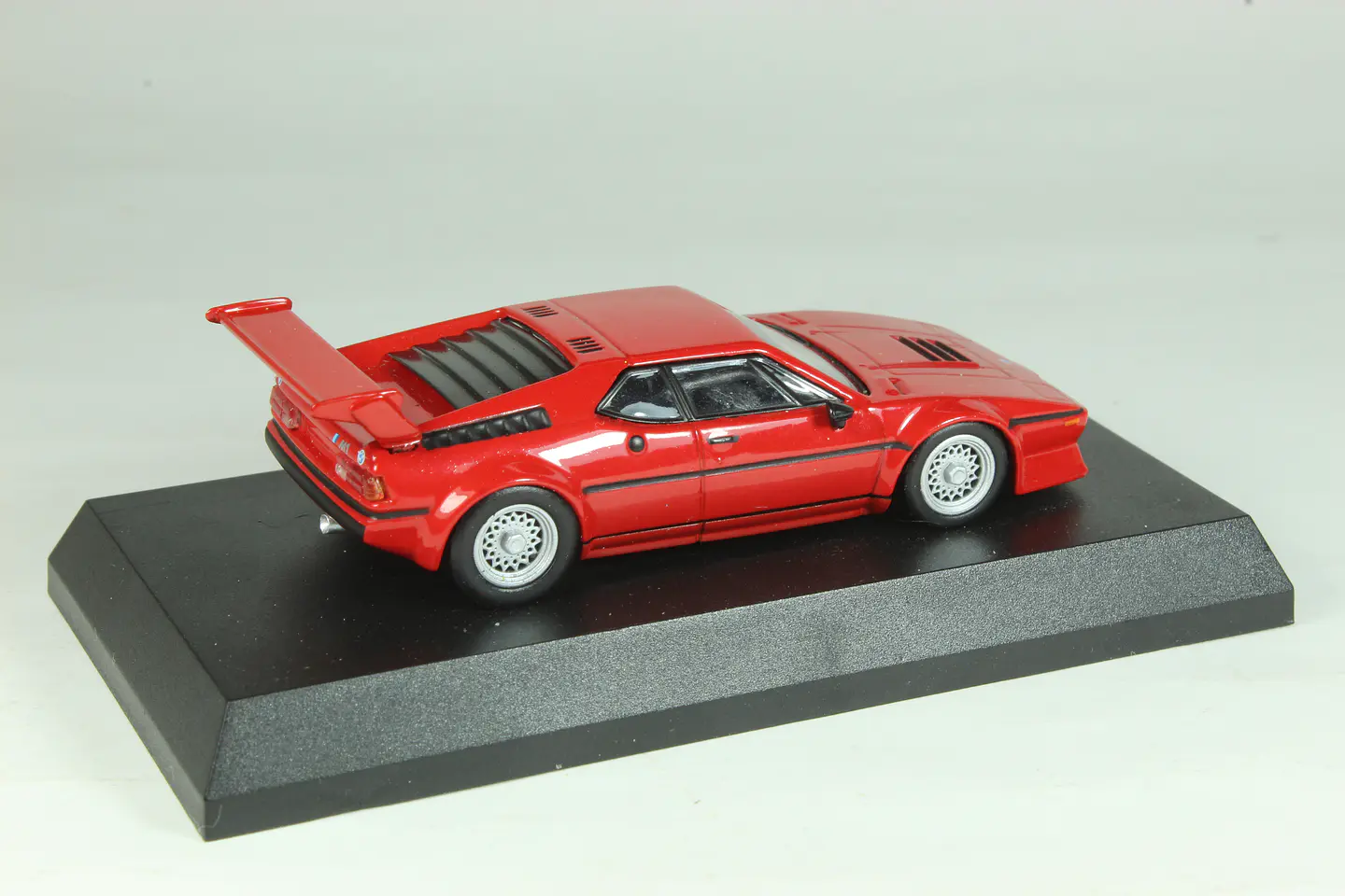 Kyosho BMW M1 Gr.5 1/64 2