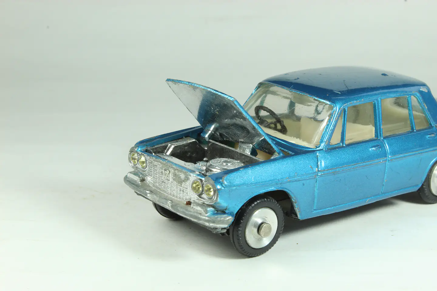 ATC Model Pet Toyopet Crown Deluxe Japan 4