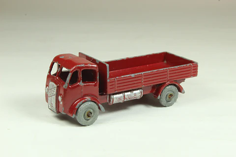 Matchbox Regular Wheels N° 20 ERF Stake Truck