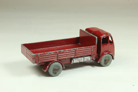 Matchbox Regular Wheels N° 20 ERF Stake Truck