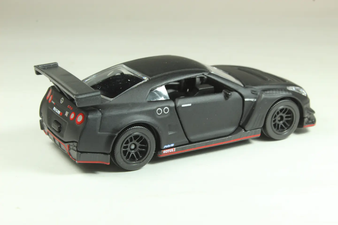 Majorette Nissan GT-R Nismo GT3 Thailand 3