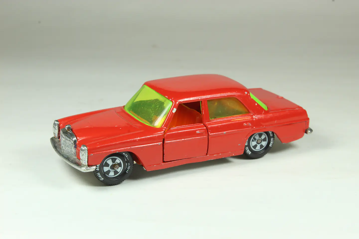 Siku V309 Mercedes Benz 250 Germany 1
