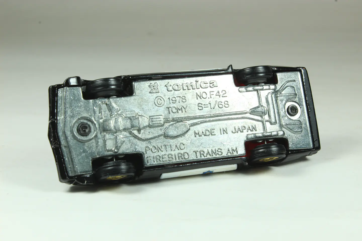 Tomica No. F42 Pontiac Firebird Transam (P) Japan  3