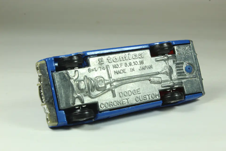 Tomica No. F8 Dodge Coronet Custom Police Car Japan 3