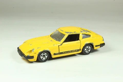 Tomica No. 15 Nissan Fairlady 280Z-T Japan