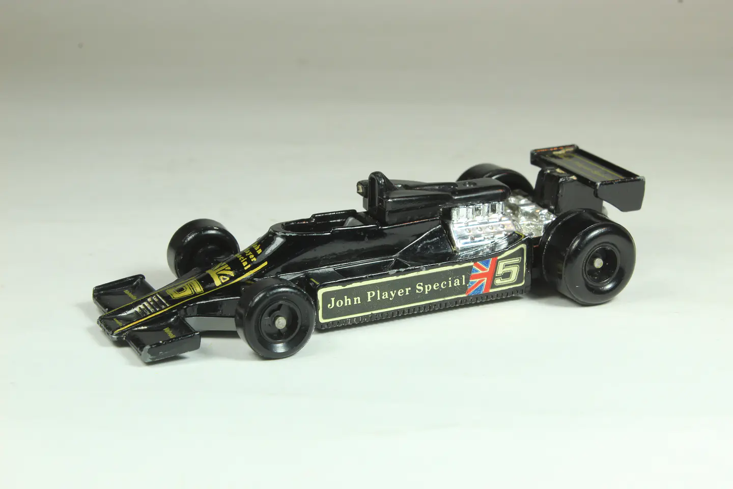 Tomica No. F36 Lotus 78 Ford Japan 4