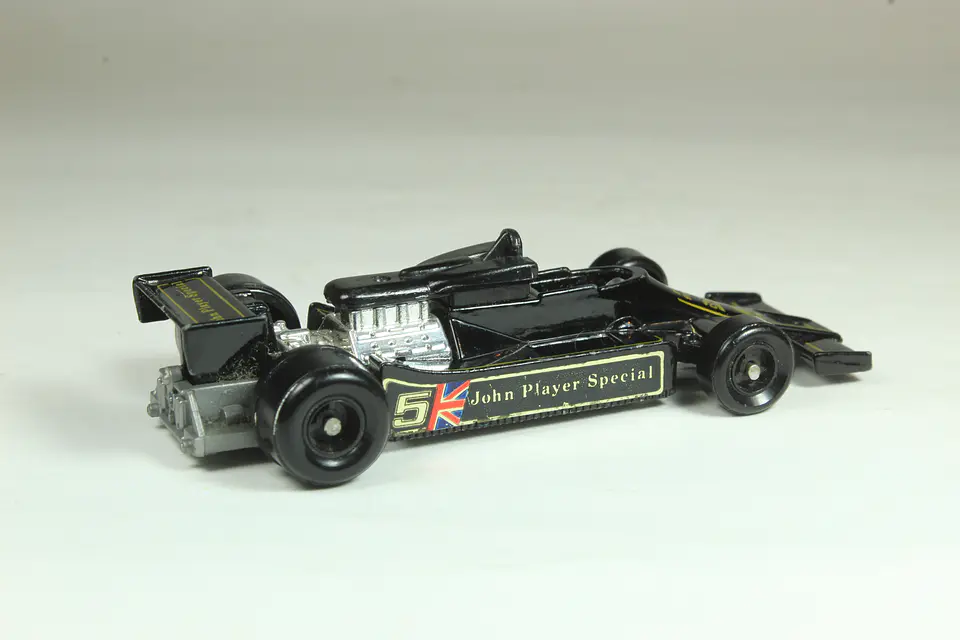Tomica No. F36 Lotus 78 Ford Japan 5